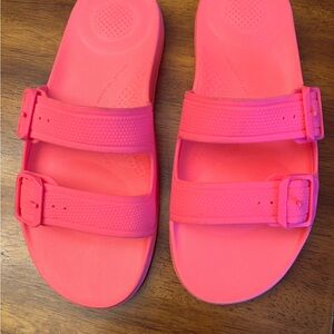 Bright Pink Slide Sandals by Fitflop